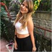 Insegnante giovane, paziente, empatica, volenterosa e disponibile è prontissima ad aiutarti con i tuoi compiti!