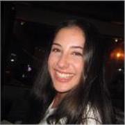 ¡Soy una chica joven con ganas de ayudar a los peques a mejorar sus notas de manera divertida!