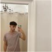 Hai bisogno di qualcuno che ti aiuti con compiti, preparazione alla verifica o altro? scrivimi pure e iniziamo