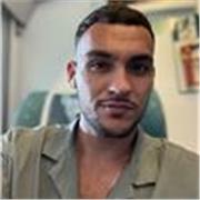 Actual alumno del grado de educación primaria, acabaré este año soy un amante de la lengua y literatura española