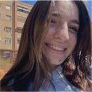 Soy una chica de 22 años que ama el baile, los niños y es muy dedicada con lo que hace. He bailado la mayor parte de mi vida 