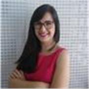 Profesora de inglés ofrece clases personalizadas online