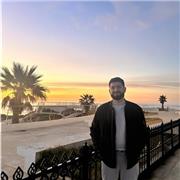 Professeur d’arabe/ français / économie disponible pour des cours particuliers du primaire jusqu’au brevet.