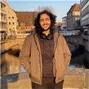 English teacher who enjoys helping beginners to Improve 