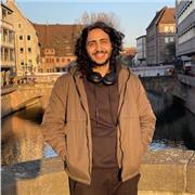 English teacher who enjoys helping beginners to Improve