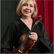 Laureata di violino offro lezzione a domicilio e casa insegnante
