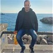 Offro ripetizioni per aiutare ragazzi delle scuole elementari e/o medie.
