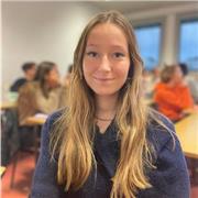 Je peux enseigner le français, l’anglais, l’allemand et l’espagnol