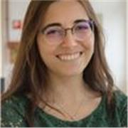 Studentessa universitaria fornisce lezioni private