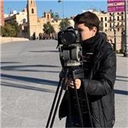 Graduado universitario en Comunicación Audiovisual con experiencia. Me interesaría impartir clase desde un nivel inicial.