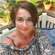 French tutor teaches students of all ages