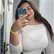 Estudiante de educación infantil con aptitudes para el cuidado de niños entre 0 y 6 años y apoyo para niños de primaria 