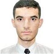 Profesor joven titulado en inglés con más de 2 años de experiencia y que siempre consigue sus objetivos.