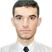 Profesor joven titulado en inglés con más de 2 años de experiencia y que siempre consigue sus objetivos.