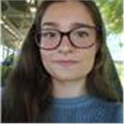 Profesora de ingles y ayuda con deberes y estudio. Cuidadora. Edades 3-12 años