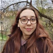 Bilingüe en inglés y español con experiencia en apoyo académico. Ofrezco clases personalizadas para niños y adultos en Madrid.