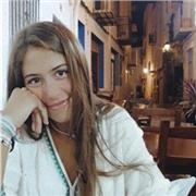 Profesora imparte clases de apoyo escolar desde Primaria hasta la ESO