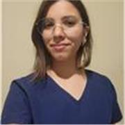 Profesora titulada en Bioquímica, imparte clases de manera online
