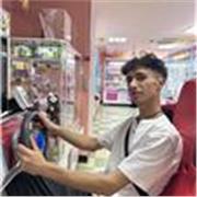 Im a recent psychology graduate from Edinburgh University, looking to share my enthusiasm of psychology with younger generations. 