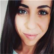 Laureata in materie economiche impartisce ripetizioni per studenti di scuola media e superiori