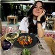 LAUREATA, DOCENTE, ESPERIENZA RIPETIZIONI/AIUTO COMPITI. Sono Alessia, 25 anni, Laureata in Lettere Moderne + maturità scientifica + Laureanda Magistrale. Supplente di italiano e latino al liceo