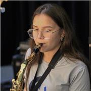 Dou aulas de música, para crianças, jovens e adultos. Teoria musical, iniciação musical, saxofone, violão, flauta doce