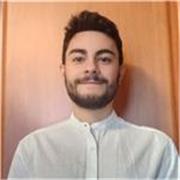 Studente di Scienze Naturali, diplomato in Scienze applicate con C1 di inglese per Inglese, Matematica e Materie Scientifiche