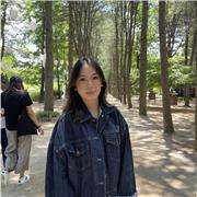 I will teach private English lessons focused on improving students' conversational skills, tailoring the content to their level