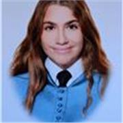 Profesora de secundaria que imparte clases en inglés, de historia, lengua y matemáticas