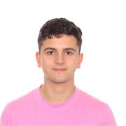 Soy un chico apasionado por lo que hace. Puedo enseñar solfeo y piano (nivel principiante/medio), y materia de instituto.