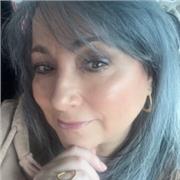 Profesora con más de 15 años de experiencia , licenciada en derecho, abogada, máster MBA en dirección y administración de empresas