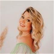 Profesora de inglés con 15 años de experiencia, certificado IELTS C1, clases en Valencia.