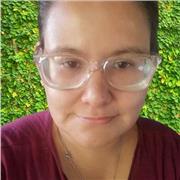 Soy una persona amable, atenta y responsable, mis clases van dirigidas a personas que tienen una mínima noción de español