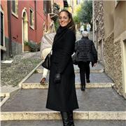 Progettista laureata al Politecnico di Milano impartisce lezioni di storia dell’arte, storia del design e dell’architettura