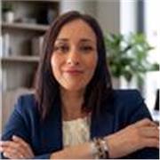 Psicóloga colegiada con más de 20 años de experiencia, experta en técnicas de estudio y preparadora oral de oposiciones 