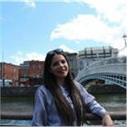 Sono una studentessa che impartisce lezioni private in inglese, sia grammar che speaking, per ragazzi delle scuole medie o liceo