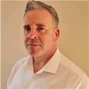 Experienced law lecturer and business/legal analyst with Managing Director experience with several companies