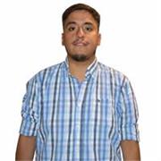 Técnico y estudiante de Ingenieria Mecánica dicta apoyo en Matemáticas