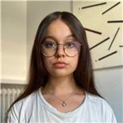 studentessa universitaria, diplomata con 100, offre lezioni private di matematica a ragazzi di elementari e medie
