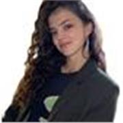 Profesora de Educación Infantil y Primaria en Inglés. Me adapto a la edad, necesidades y ritmos de los niños. 
