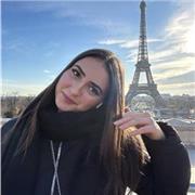 Studentessa di medicina, ho frequentato il liceo scientifico tradizionale. Offro ripetizioni per tutte le materie scientifiche