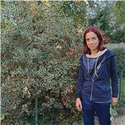 Laureata in zootecnica impartisce lezioni che spaziano dalla biologia alla chimica alla anatomia per scuole primarie