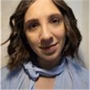 Laureata in giurisprudenza offre lezioni di diritto