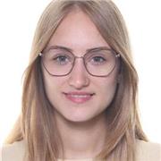 Alumna de Bachillerato imparte clases de Biología