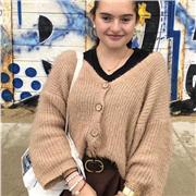 Propose du soutient en anglais pour des personnes de tout âge.