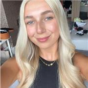 Mia jade