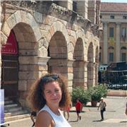 Ragazza appena diplomata in Turismo offre ripetizioni di italiano, matematica, inglese e spagnolo
