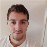 Studente di ingegneria medica, disponibile ad aiutare gli studenti per lo studio di matematica, chimica e fisica, lezioni online