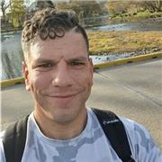 Soy fisioterapeuta y docente universitario, Dicto clases de Fisica y Matematica a nivel de bachiller y Fisiologia y Anatomia