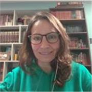Profesora de ciencias naturales y/o matemáticas para niños